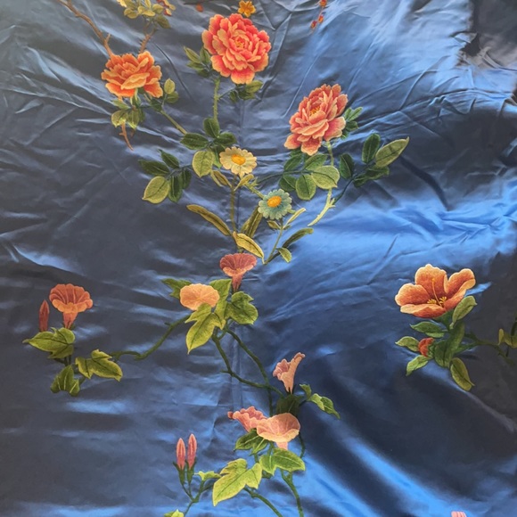 Chinese Embroidered Silk Blue Fabric Panel - Picture 2 of 5